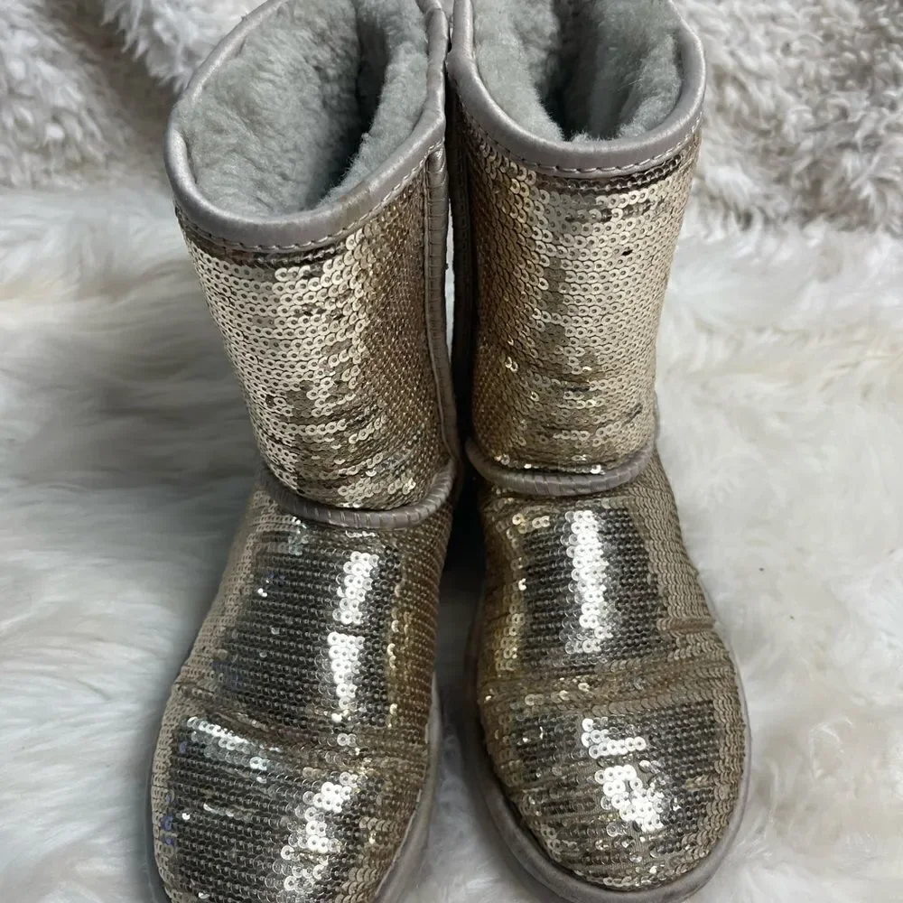 UGG classic big girl gold sequins short slip on boots sheepskin lining SZ5